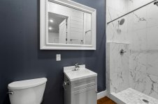 7-web-or-mls-76-arbor-ln-unit-d.jpg